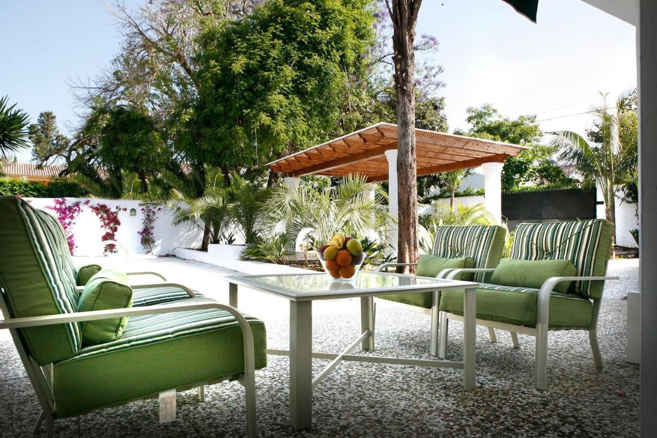 Exclusive Villa Las Palmeras Puerto Banus With Heated Private Swimming Pool, Marbella, Spain エクステリア 写真