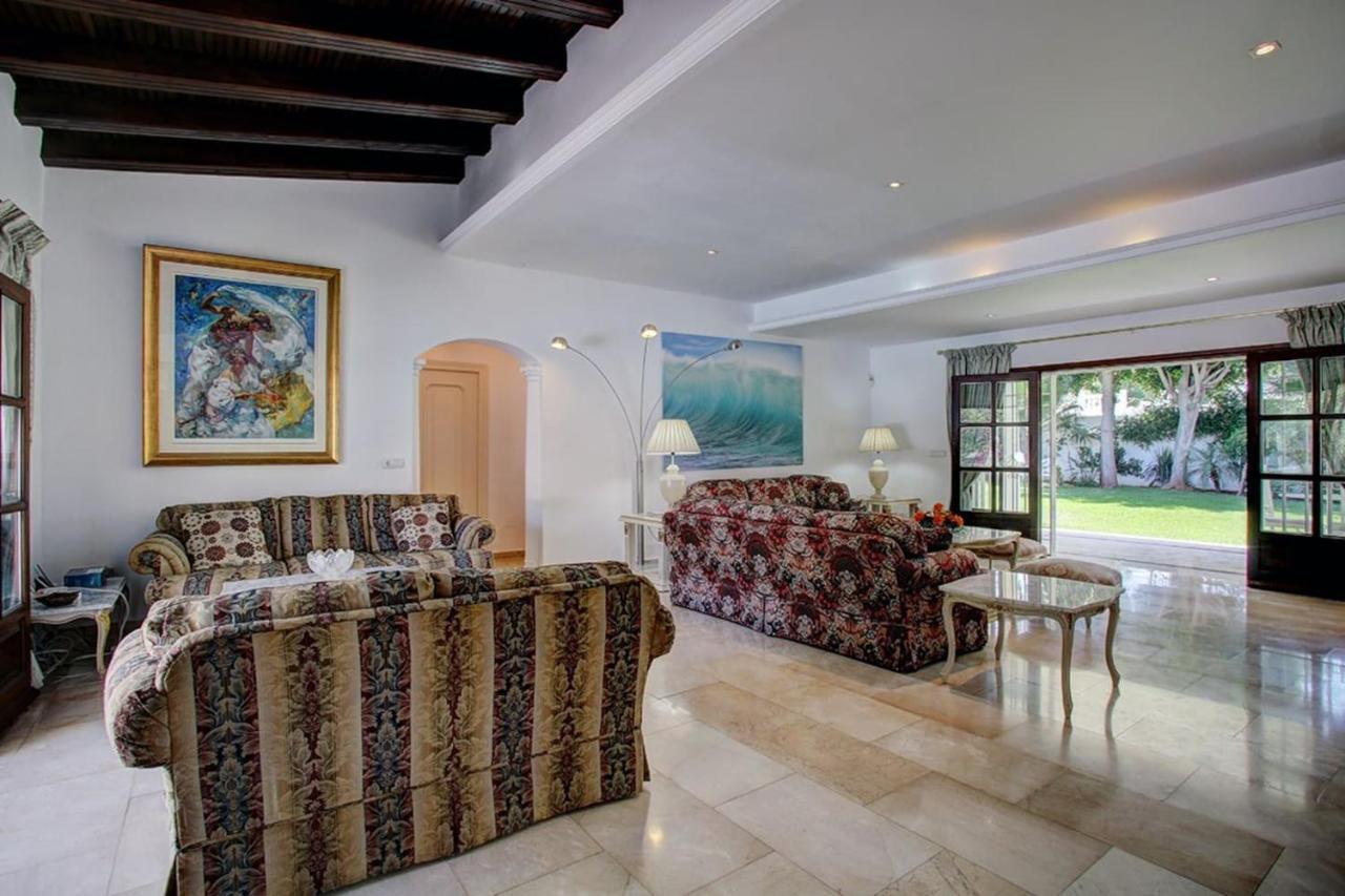 Exclusive Villa Las Palmeras Puerto Banus With Heated Private Swimming Pool, Marbella, Spain エクステリア 写真